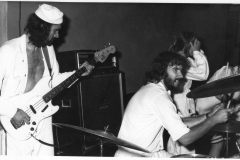 ross-bob-working-hard-for-their-dollars